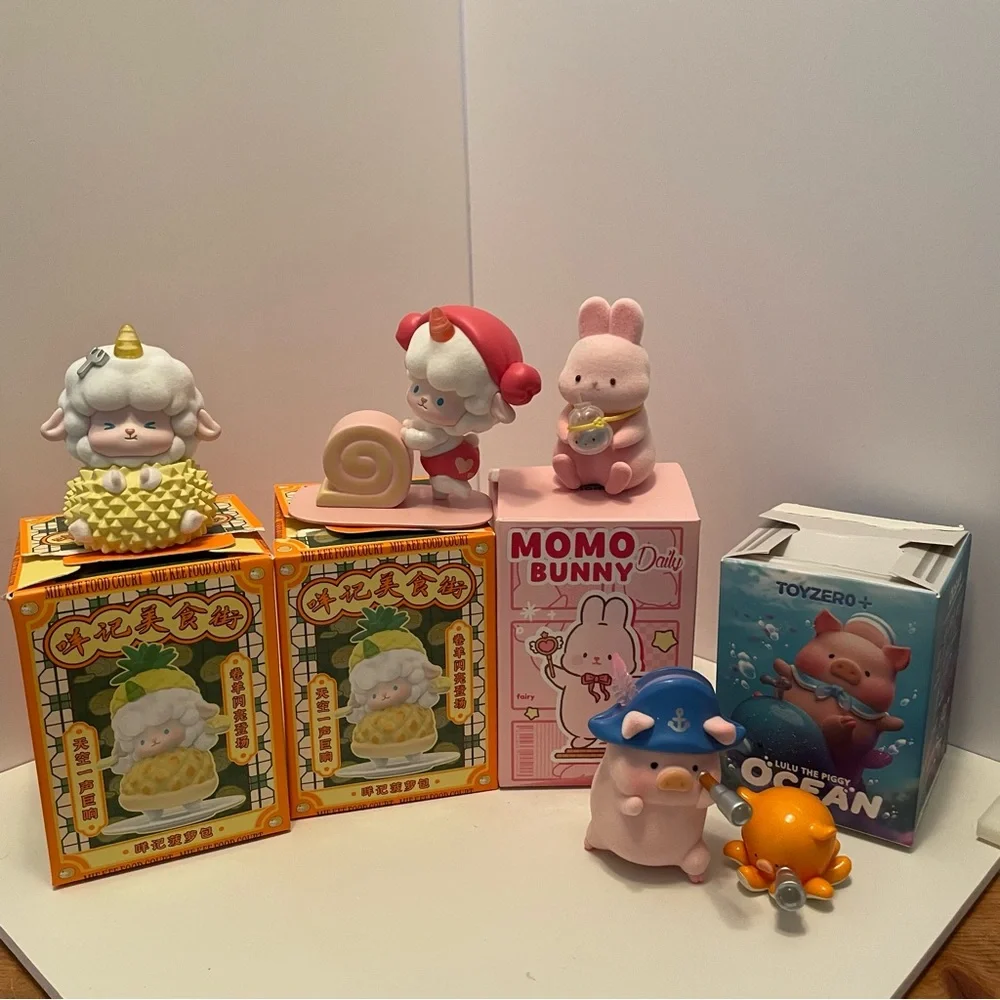 Blindbox Toys Lot Of 4‎